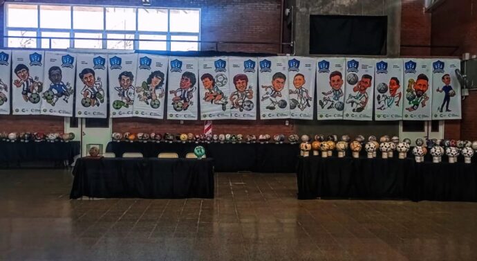 “Arte en Pelotas” y “Campeones” se inauguraron en Isla Verde (Cba)