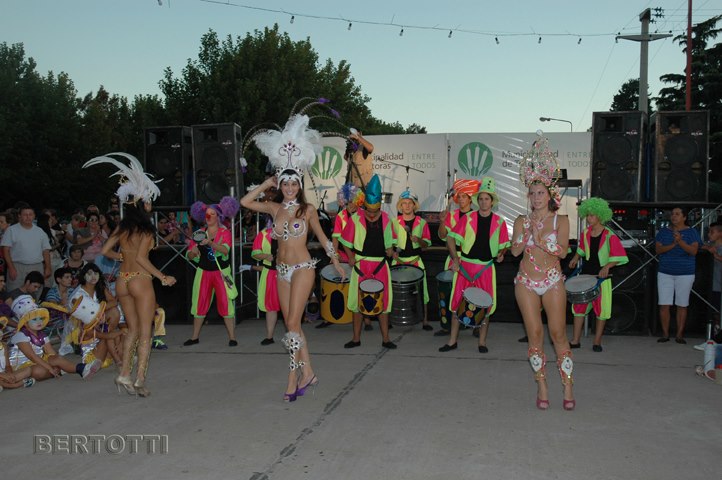 TOTORAS: REVIVIÓ EL ESPIRITU DEL CARNAVAL