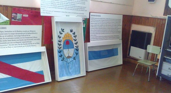 «Las Banderas de Belgrano» se exponen en Los Cardos
