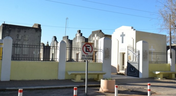 El Trébol: Música clásica para visitar el Cementerio