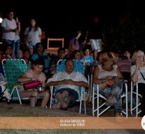 Se llevó a cabo el primer «Cine a la Reposera» en Villa Eloísa