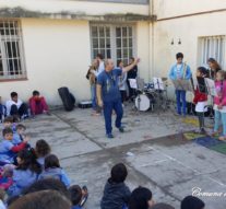 La Banda Comunal de Música de Salto Grande, realizó una muestra en la Escuela N° 241