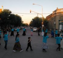 María Susana: El Ballet Añoranzas salió a la calle a celebrar el «Día de laTradición»