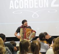 En una noche de emociones y recuerdos se presentaron «Los Caminos del Acordeón 2» en Correa