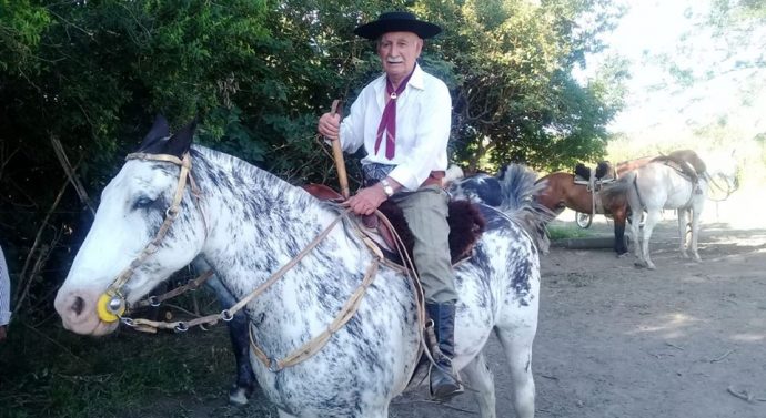 El Trébol: Gran Certamen de Tropillas