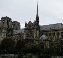 “Notre Dame” llega a Sastre en imágenes