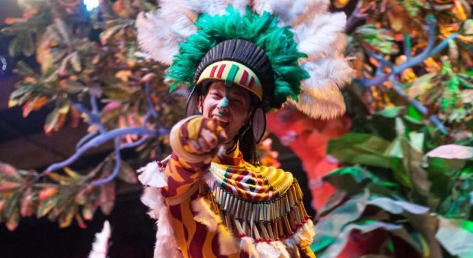 Monje prepara sus carnavales con show en vivo, comparsas y disfraces
