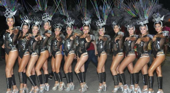 Sastre: Exitoso comienzo de los Carnavales