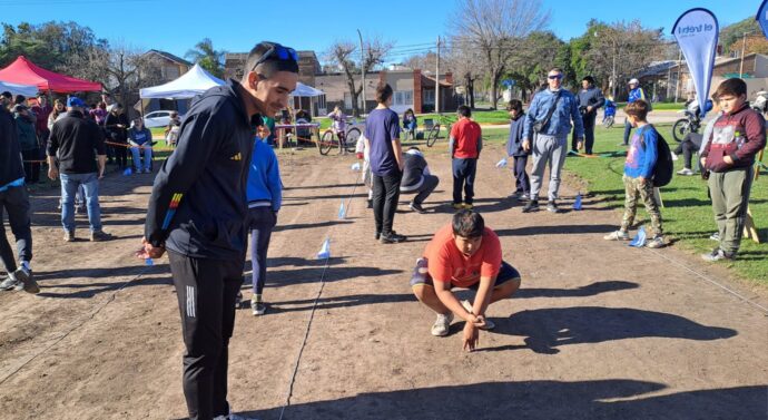 En El Trébol el «Torneo de Bolitas» fue una fiesta