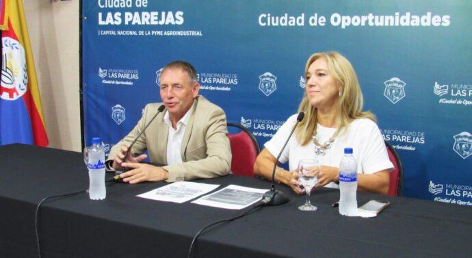 Presentaron los Talleres de Casa de la Cultura en la ciudad de Las Parejas.