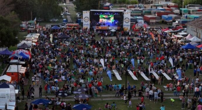 El Trébol: La Fiesta de los productores de cerveza artesanal y gastronomía regional presentó una ambiciosa grilla de espectáculos