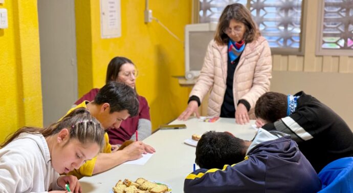 Carrizales trabaja en la producción de «Clave de Cuento» y «De Pueblo en Pueblo»