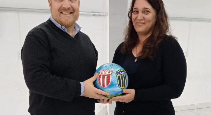 María Juana se suma al programa “Arte en Pelotas»