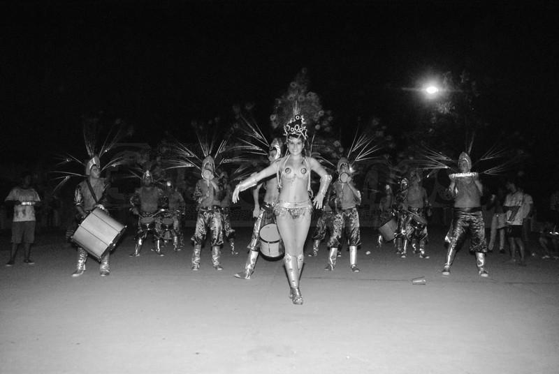 Noche de carnaval en Colonia Aldao