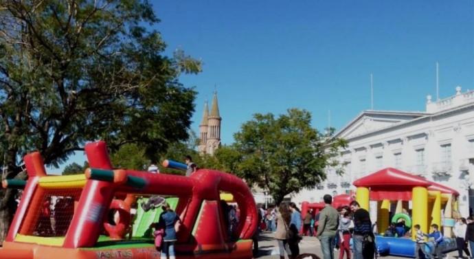 Esperanza se prepara para festejar el Día del Niño