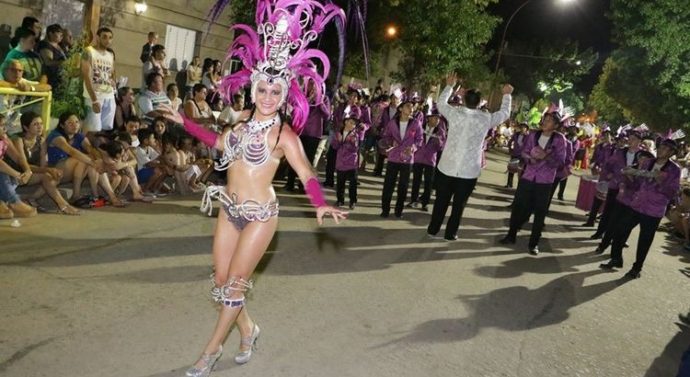 Ante un gran marco de público, Esperanza cerró su «Carnaval de la Alegría»