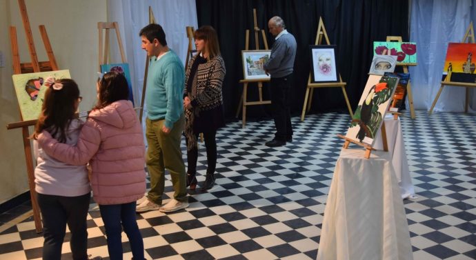 Lehmann se pintó de «Formas y Colores»