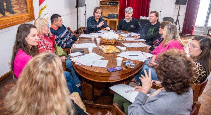 Reunión de la Usina Cultural II en la ciudad de Esperanza