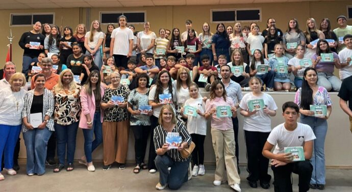 En Colonia Raquel «La Fiesta de los Pueblos» llegó con su espíritu federal y de integración