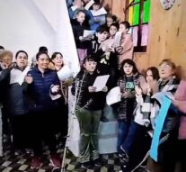 Colonia Raquel celebró «Una Canción y un Árbol por la Paz»