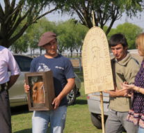 El premio «Julio Migno» estuvo presente en la Cabalgata por el «Camino Real»