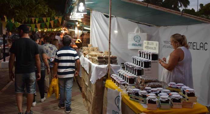 Rufino: Se celebró la 21° Feria de Artesanos