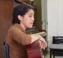Rufino: Karen Fernández ya cuenta con su guitarra