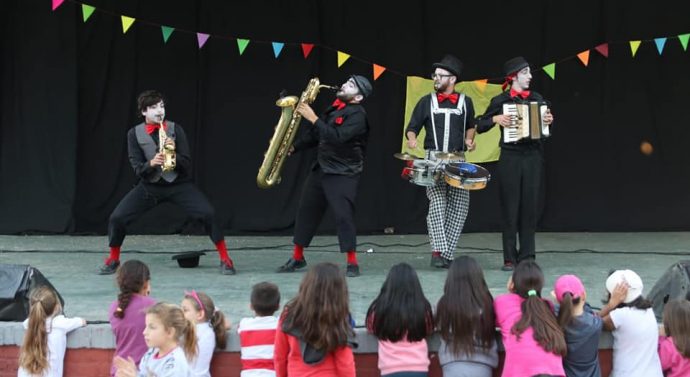 Arroyo Seco: Domingo a puro Circo y Clowns bajaron el telón del último día en el Anfiteatro