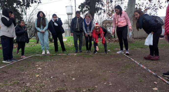 Albarellos desarrolló su «Torneo de Bolitas» y el Presidente Comunal ganó en su categoría