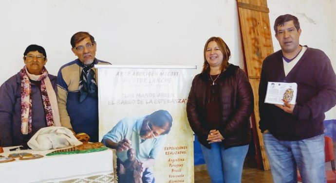 Néstor Lanche brindó su «Taller de Alfarería Mocoví» en Santa Rosa de Calchines