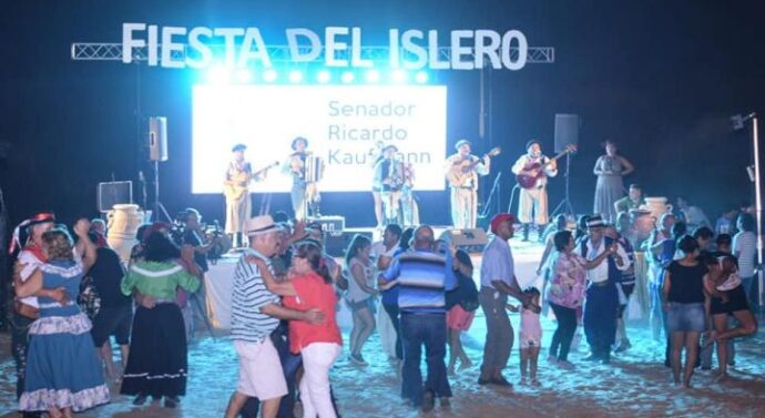 Exitosa Fiesta del Islero en Santa Rosa de Calchines