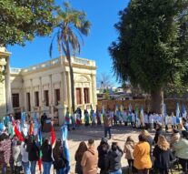 «Abanderados» llegó a Coronda y vivió una tarde maravillosa