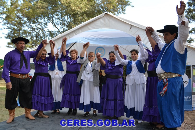 RECONOCIMIENTO DEL JURADO AL STAND DE LA MUNICIPALIDAD DE CERES