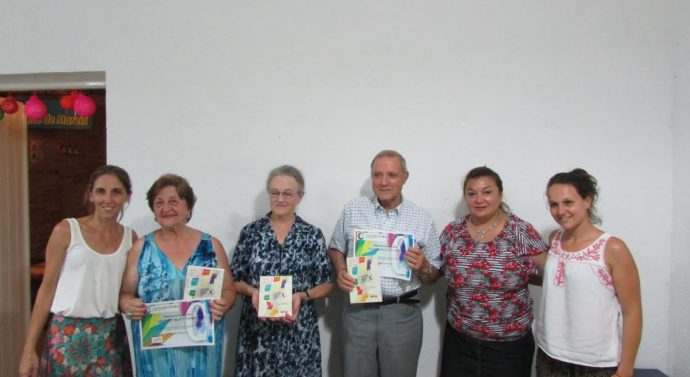 Escritores de Suardi recibieron el libro»De Pueblo en Pueblo 2016″