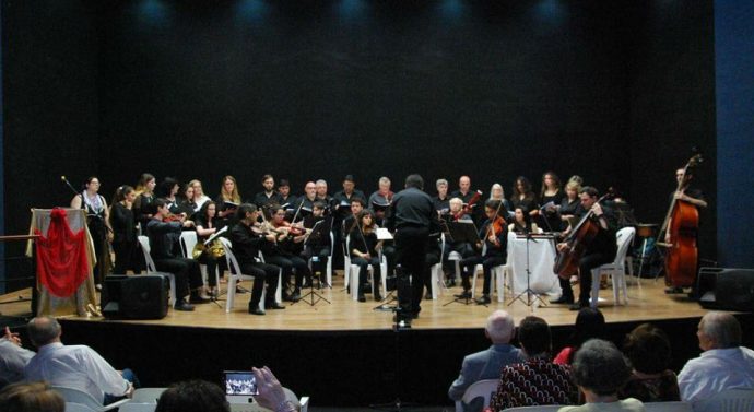 La Orquesta «Nuevos Aires» hizo vibrar la Sala Cultural de San Guillermo
