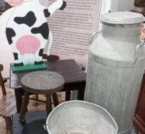 Monigotes recibió la muestra «Del Tambo a la mesa»