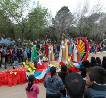 Imponente «Desfile Cívico» en la comunidad de Alejanda