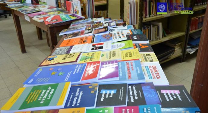 Reconquista: La «Biblioteca Popular Manuel Obligado» adquirió 200 libros