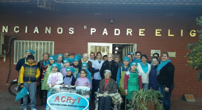 San Antonio de Obligado: «Cocineritos» visitó el Hogar de Ancianos