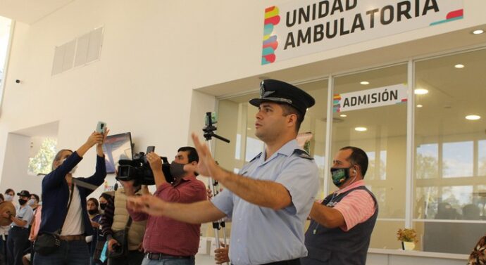 Banda “Pucará” y el Tenor Alejandro Sánchez Piazza homenajearon al personal del Hospital de Reconquista