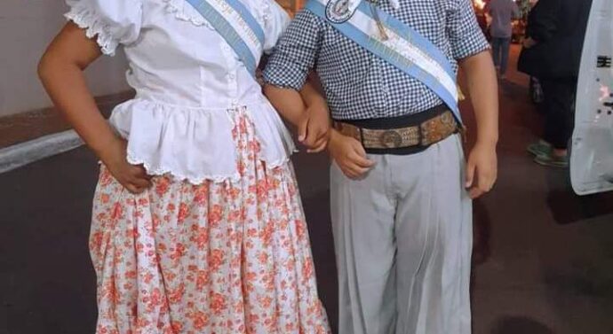 La mejor pareja de bailarines de Chamamé es de Villa Guillermina y abrió el Festival Nacional y del Mercosur en Corrientes