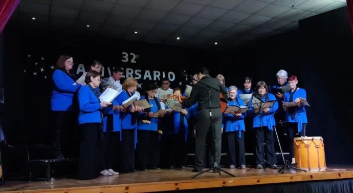 32° Aniversario Coro Municipal de Abuelos de Romang