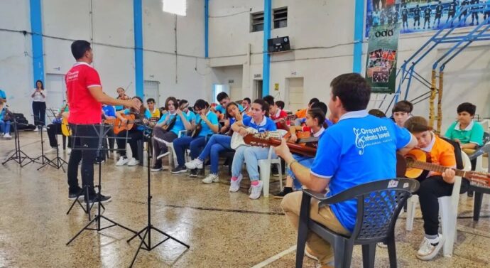 Orquesta Infanto-juvenil de Malabrigo presente en Reconquista