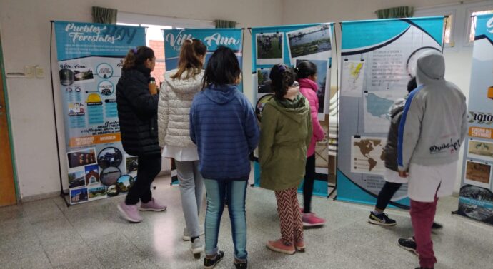 Los Laureles ya exhibe la Muestra «La Forestal»