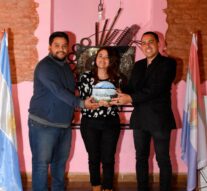 Alejandra hizo entrega de la obra de «Arte en Pelotas»