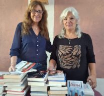 Libros que unen: La Biblioteca Popular María Lagomarsino de Pueblo Andino, recibió material de la donación de Editorial Plataforma.