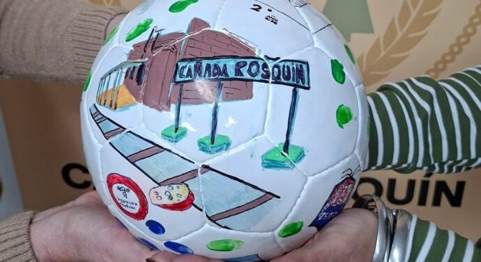 Cañada Rosquín se suma a la propuesta del Ente Cultural Santafesino: “Arte en Pelotas»