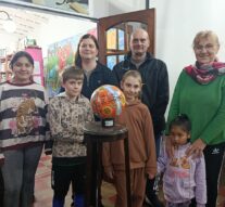 El arte y el deporte se unen para representar a Colonia Raquel