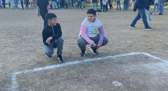 Hughes disfrutó del «Torneo Provincial de Bolitas»